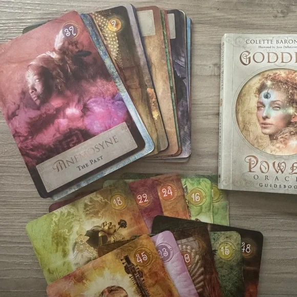Goddess Power Oracle Deck - Picture 2 of 2